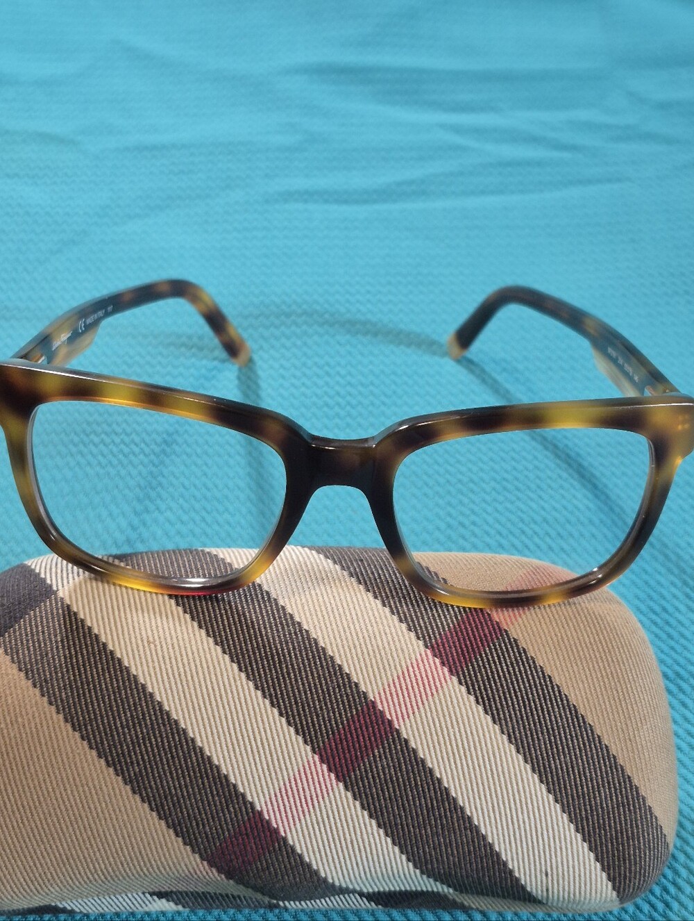 Salvatore Ferragamo Womens Sunglasses - Picture 5 of 6
